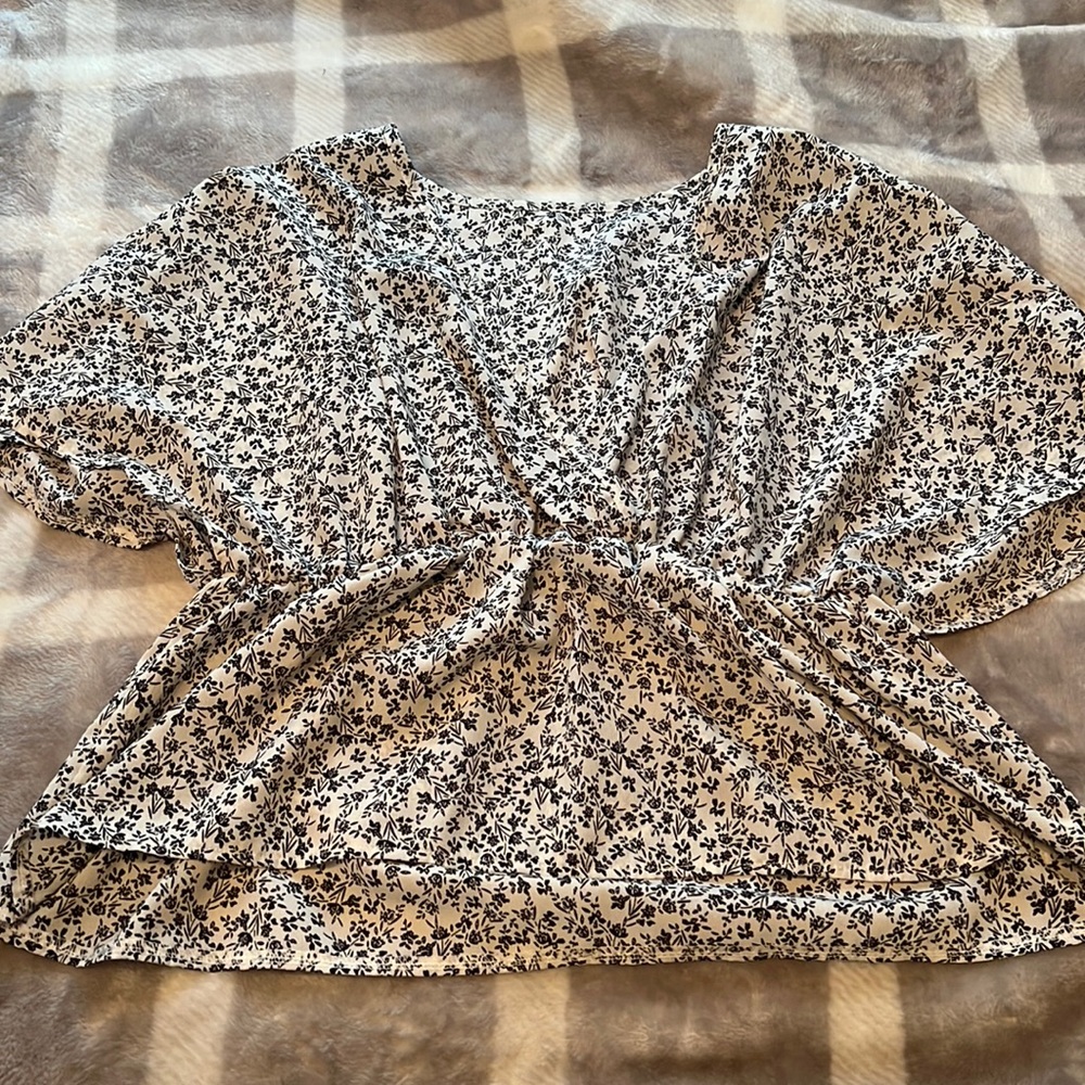Black & White Floral Top